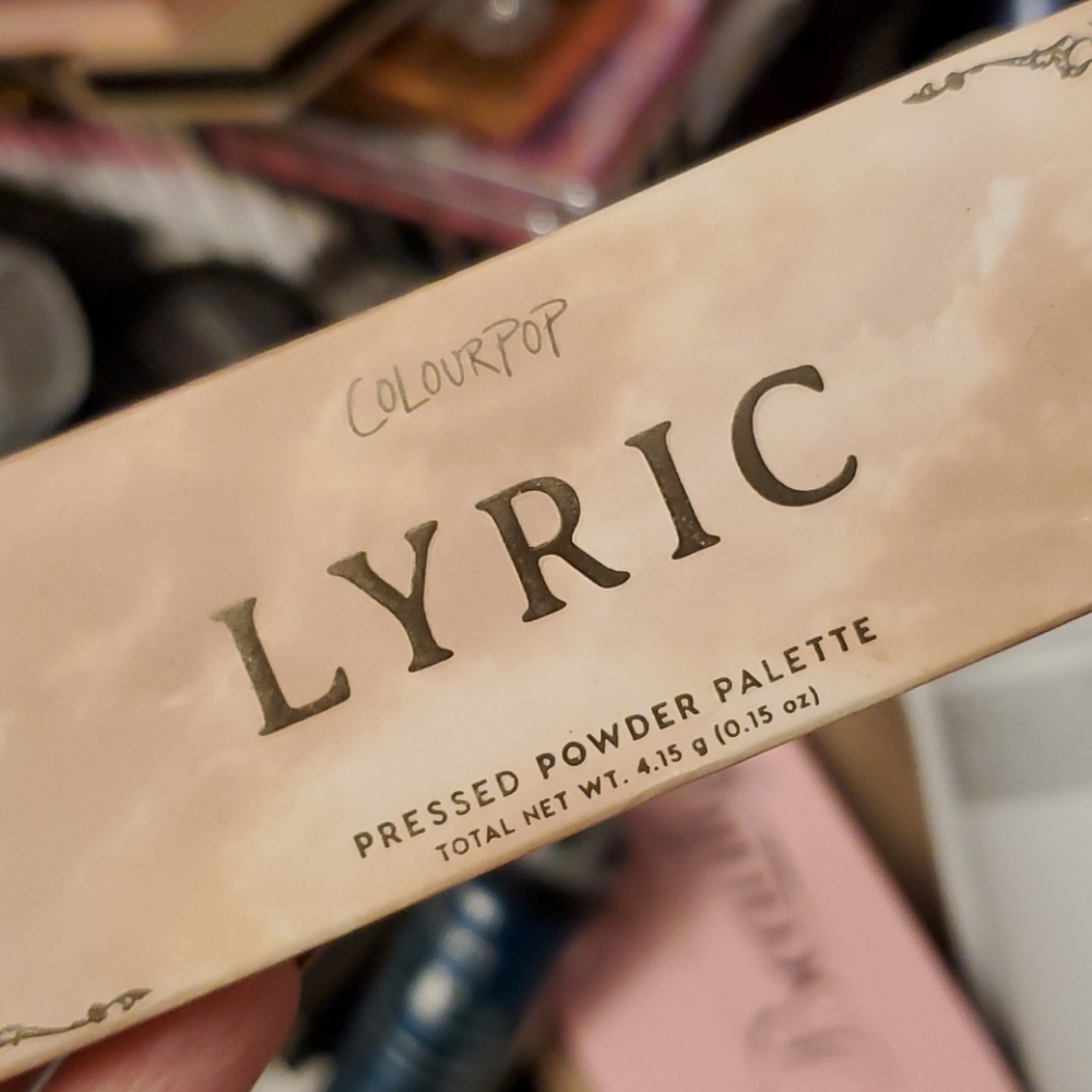 Gorgeous Lyric colourpop palette